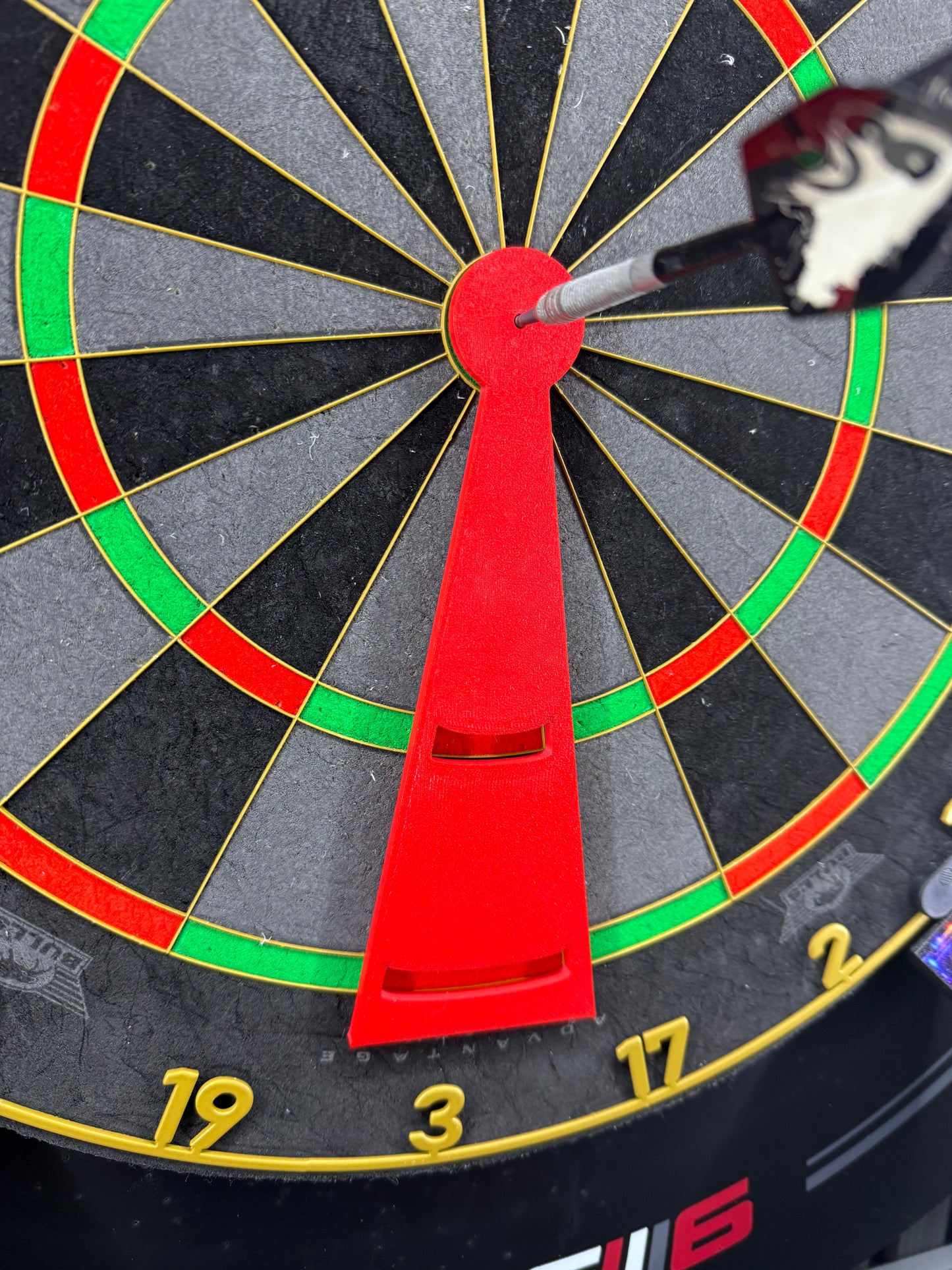 Dart board level