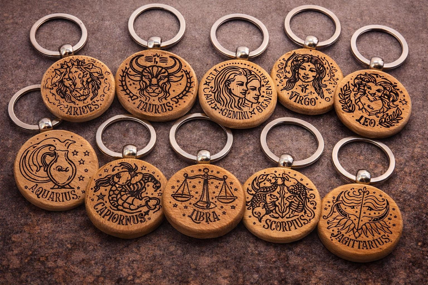 Personalised Zodiac Wooden Keyring – Engraved Star Sign Round Wood Keychain Gift