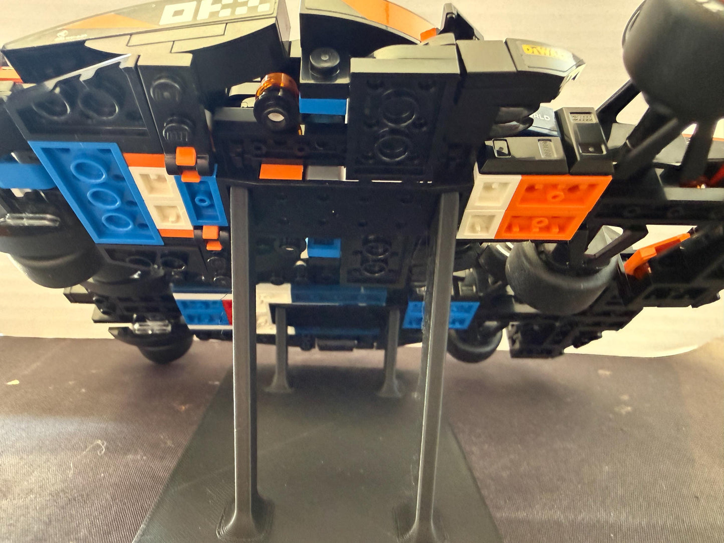 LEGO Car Display Stand | Dual Holder for Technic & F1 Cars | Space Saving Desk Display | 2 Car Storage | Gift for LEGO Fans